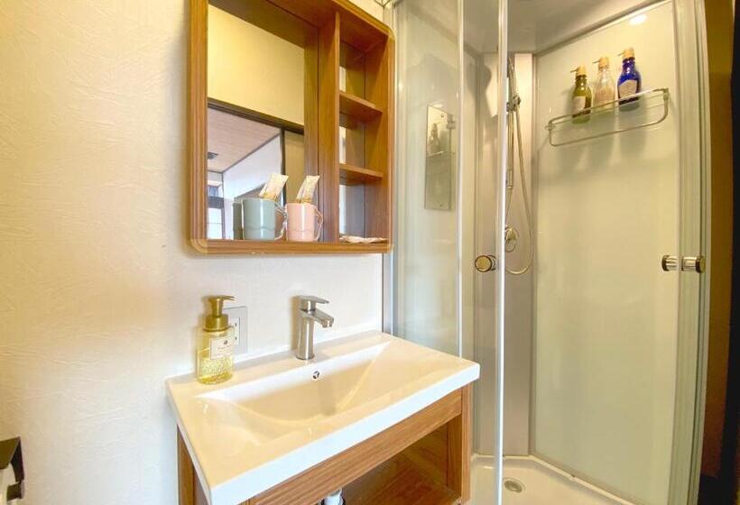 اتاق استاندارد چهار تخته, Fuji Yamanakako Resort