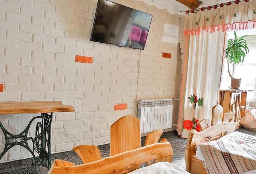 Apartamento 2 Dormitórios, грибова хата