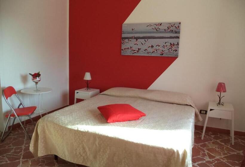 اتاق استاندارد سه نفره, Il Fenicottero B&b