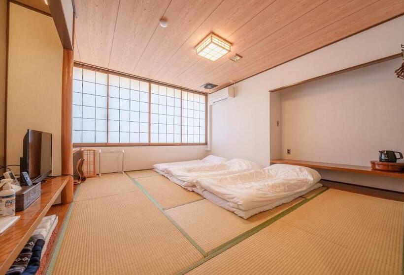 اتاق استاندارد چهار تخته, Fuji Yamanakako Resort