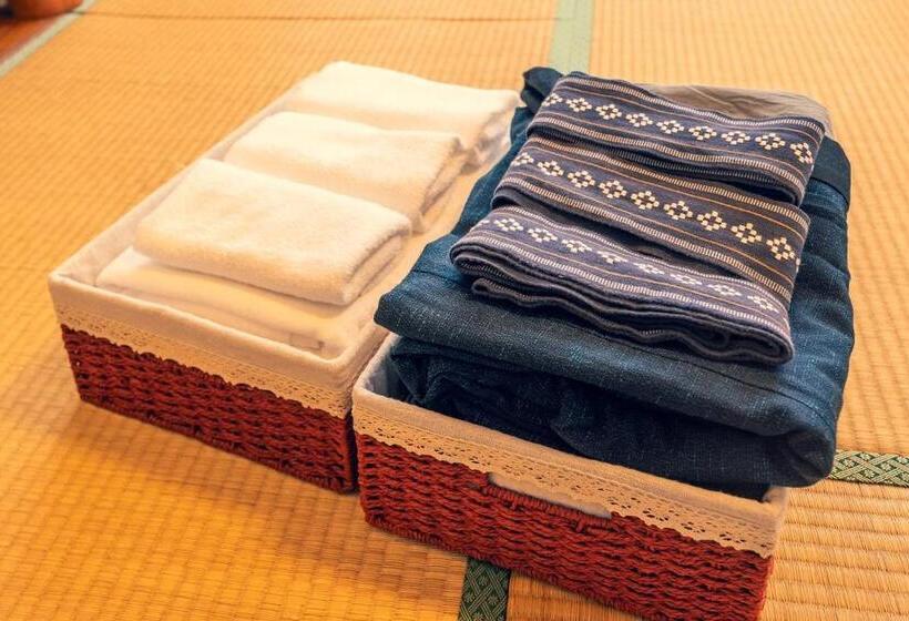 اتاق استاندارد چهار تخته, Fuji Yamanakako Resort