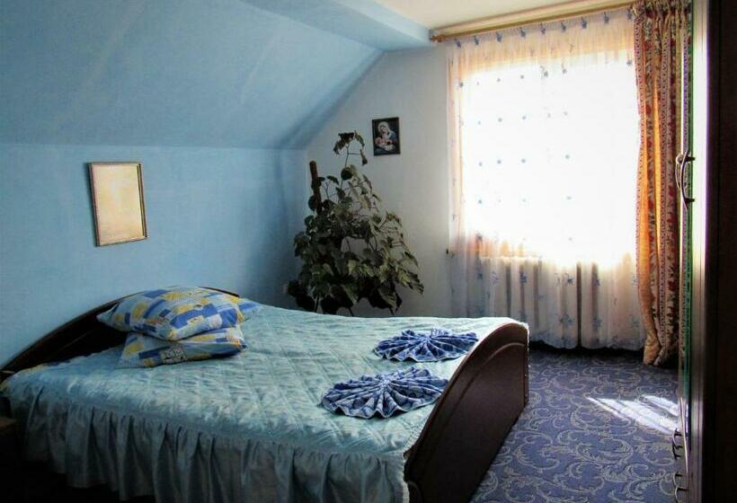 اتاق استاندارد سه نفره, відпочинок у пронів