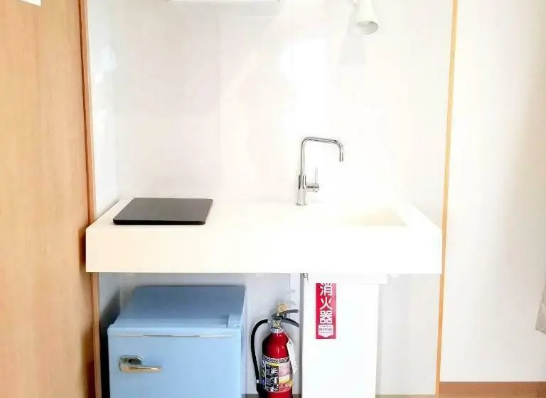 スタンダード４人部屋, オレンジの風