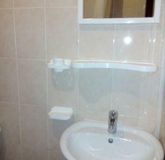 Chambre Familiale, садиба древоцвіт