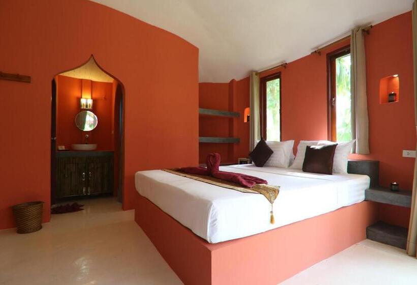 بنجلو ديلوكس, Avocado Koh Samui