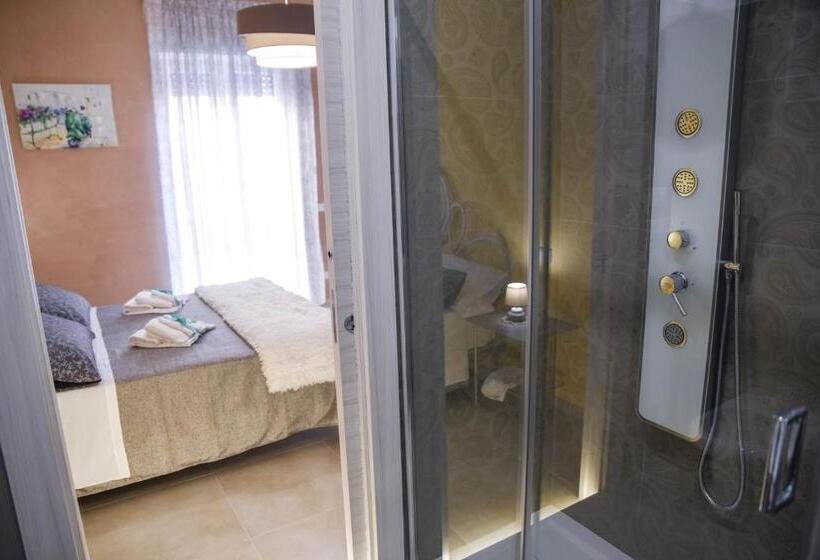 اتاق لوکس با تخت بزرگ, La Corte Di Bismary B&b