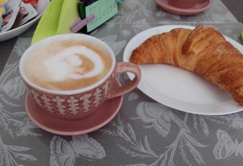 اتاق لوکس, La Corte Di Bismary B&b