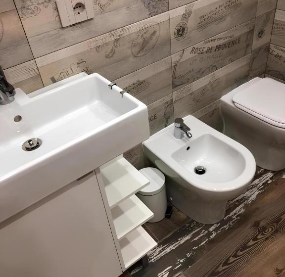 آپارتمان لوکس 1 خوابه, O' Scartellato