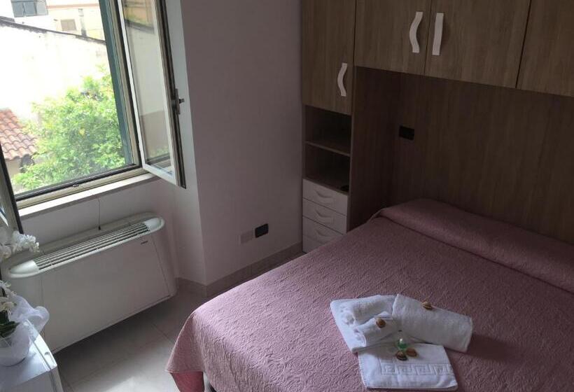 اتاق استاندارد, B&b Terracina Holiday