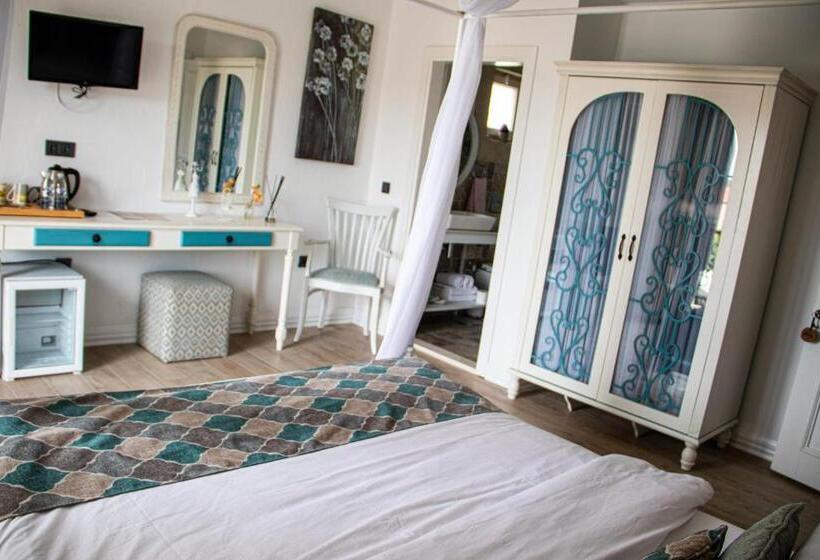 חדר סטנדרט עם מרפסת, Casa Rubi̇no Buti̇k Otel