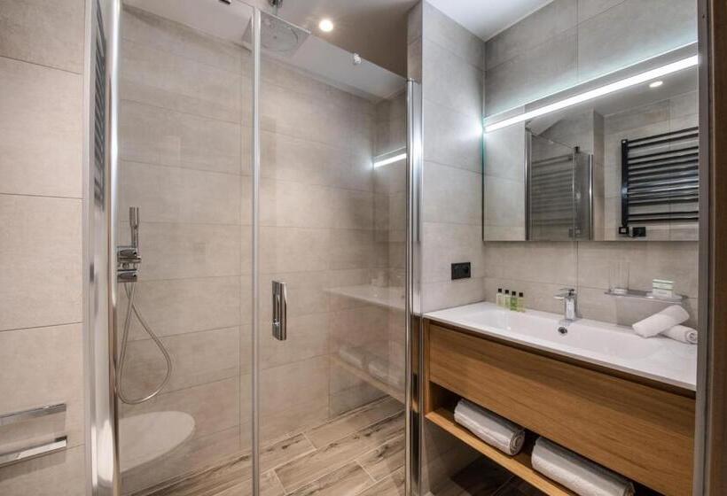 Апартаменты Deluxe 1 Спальня, Manali Lodge By Alpine Resorts