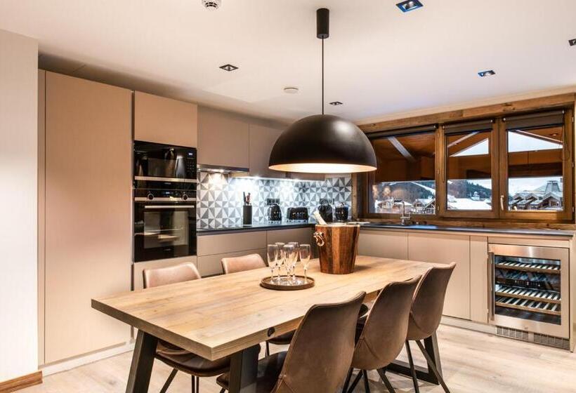 Апартаменты 1 Спальня с Террасой, Manali Lodge By Alpine Resorts