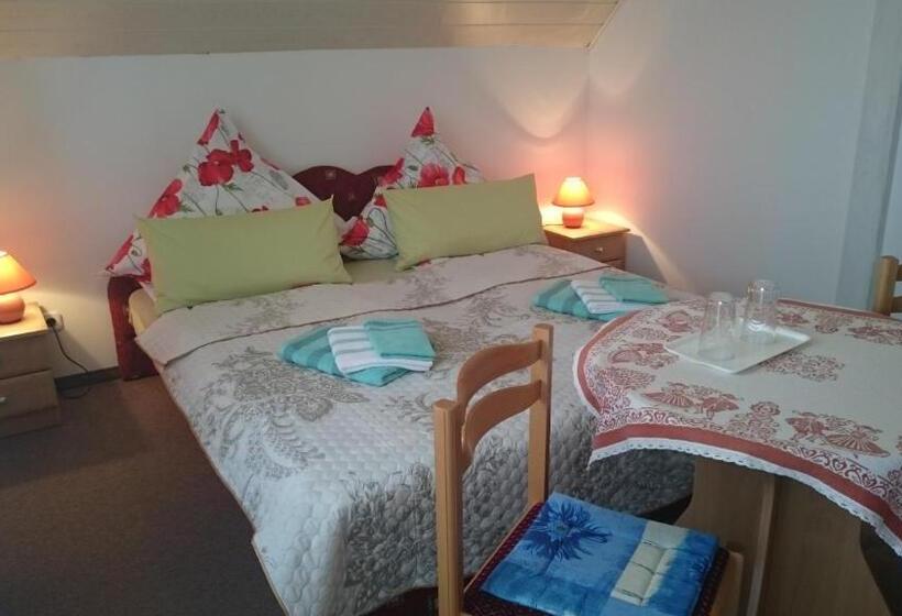 غرفة قياسية, Natalie Appartment