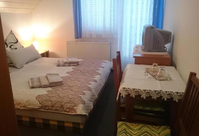 غرفة قياسية, Natalie Appartment