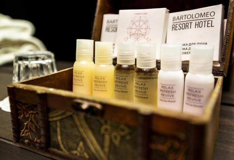 استودیوی لوکس, Bartolomeo