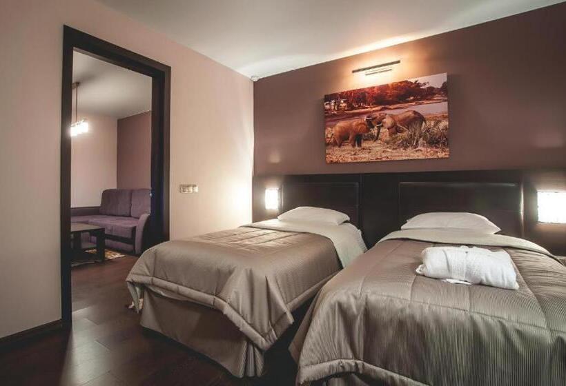 سوئیت جونیور با چشمانداز باغ, Bartolomeo