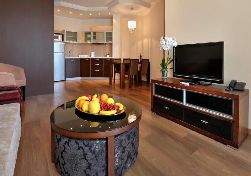 Номер Стандарт Трехместный, Boutique Hotel S Iii Piłsudskiego
