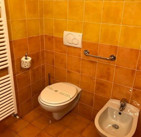 Номер Стандарт Трехместный, Doria Business & Bike