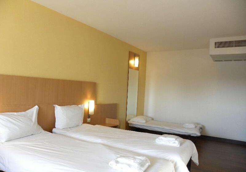 Номер Стандарт, Ibis Sofia Airport