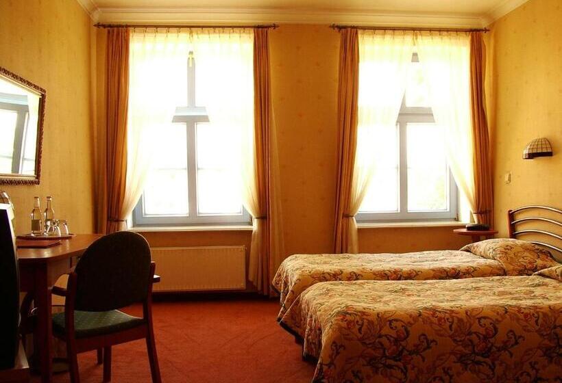 Номер Стандарт, Marmułowski