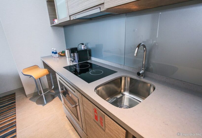 اتاق استاندارد, One Farrer