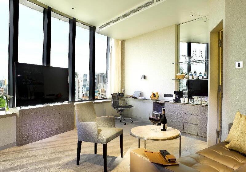 سوییت اجرایی, One Farrer