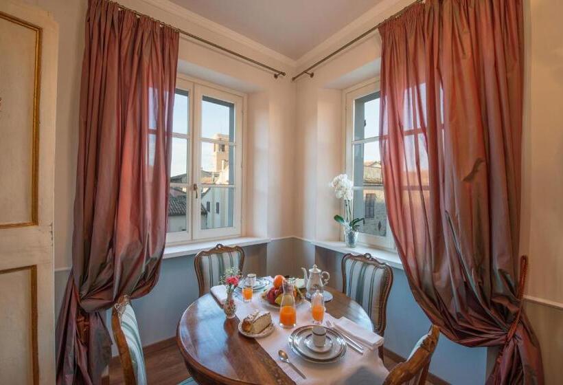 발코니가 있는 스위트, Palazzo Rotati