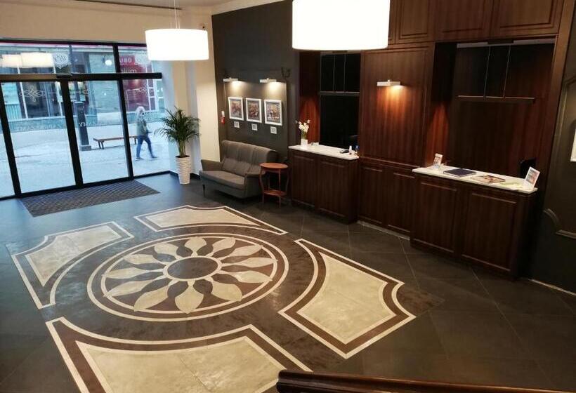 エコノミーシングルルーム, Rezydencja Bristol Kaiserhof 1858