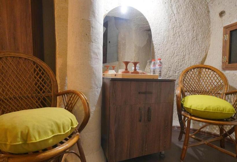 Standardzimmer, View Cave