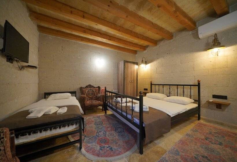 Standardzimmer, View Cave