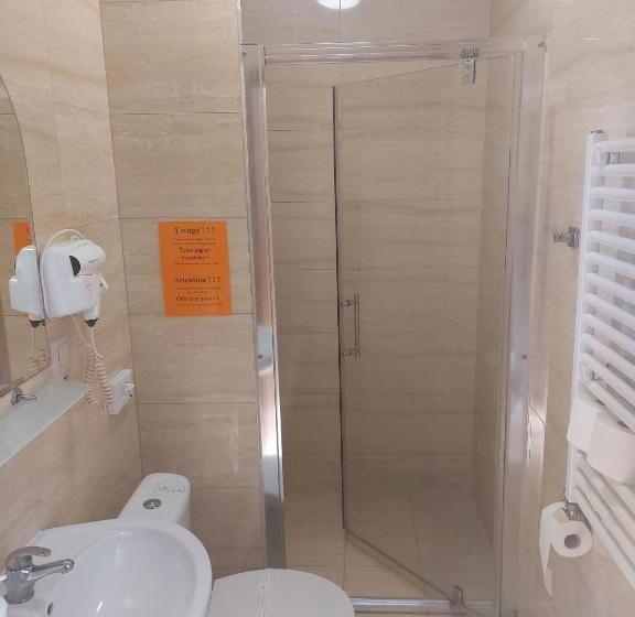 اتاق استاندارد, Willa Julia