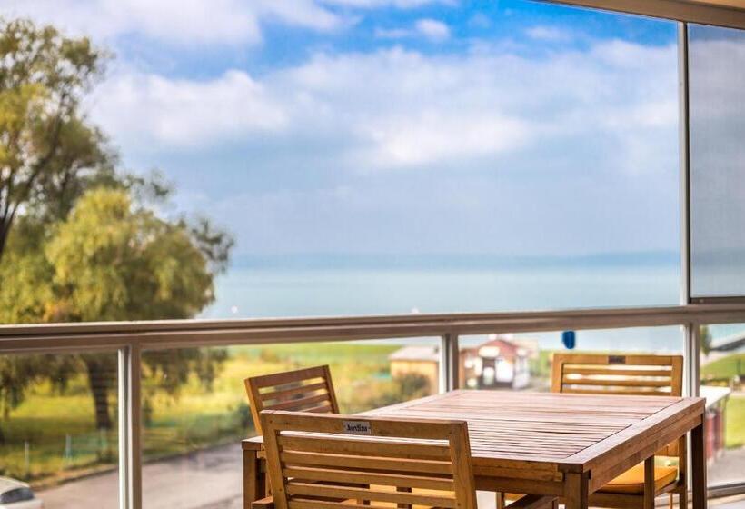 带两个卧室的顶楼公寓, Luxury Apartment Hotel Siófok