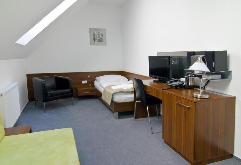 스탠다드 룸, Penzion U Zvonu