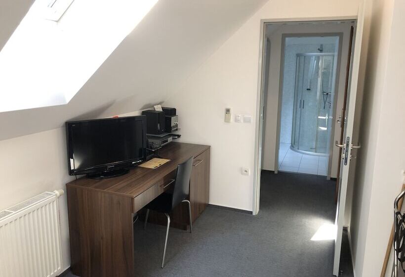 스탠다드 룸, Penzion U Zvonu