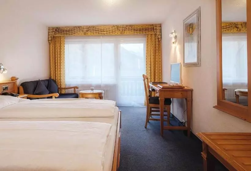 Deluxe Zimmer mit Balkon, Walliserhof