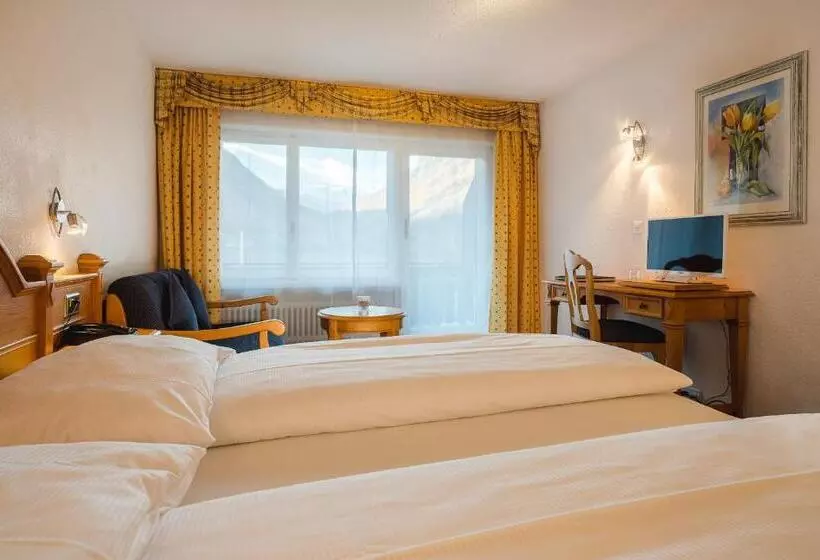Deluxe Zimmer mit Balkon, Walliserhof