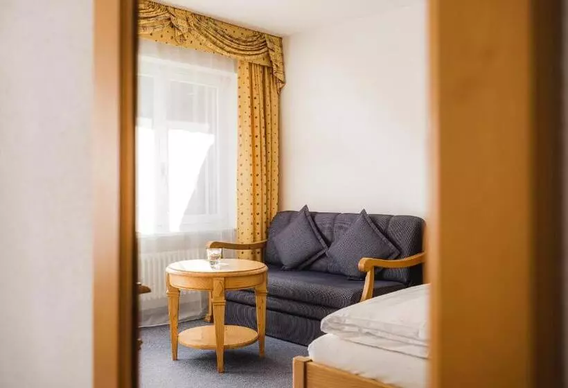 Deluxe Zimmer mit Balkon, Walliserhof