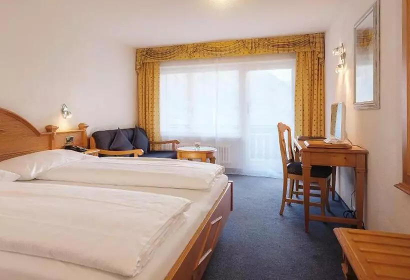 Deluxe Zimmer mit Balkon, Walliserhof