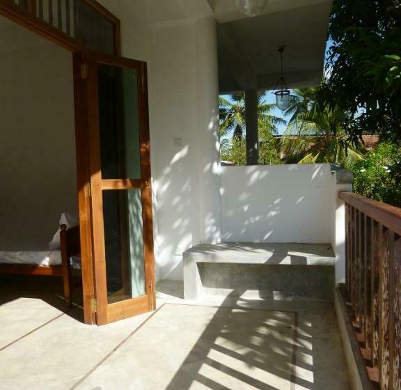 חדר דלוקס עם מרפסת, Villa Unawatuna