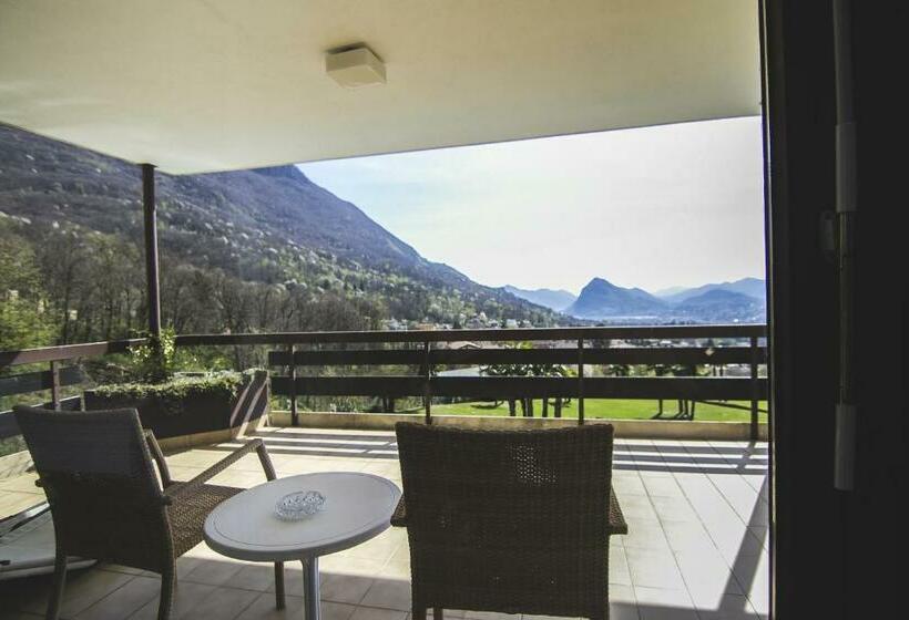 استودیوی استاندارد, Centro Cadro Panoramica