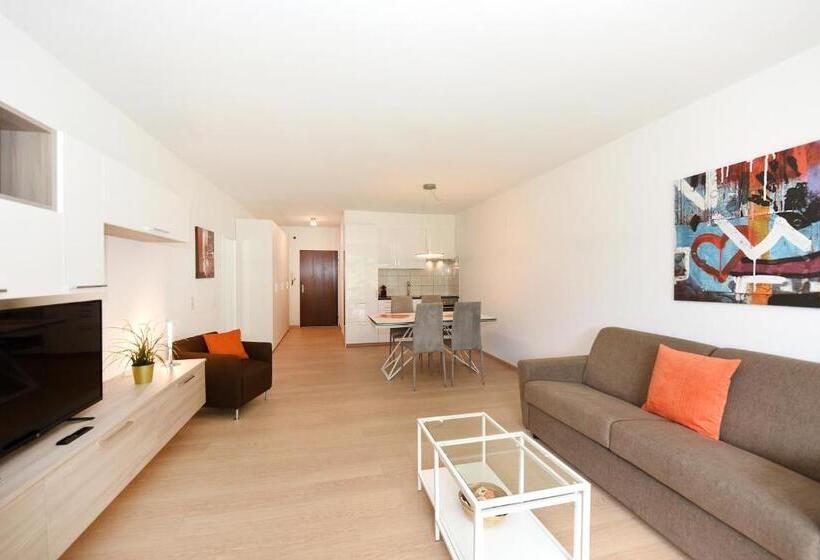 استودیوی سوپریور, Centro Cadro Panoramica