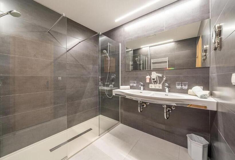 Апартаменты 4 Спальни, Appartementhaus Im Winkel