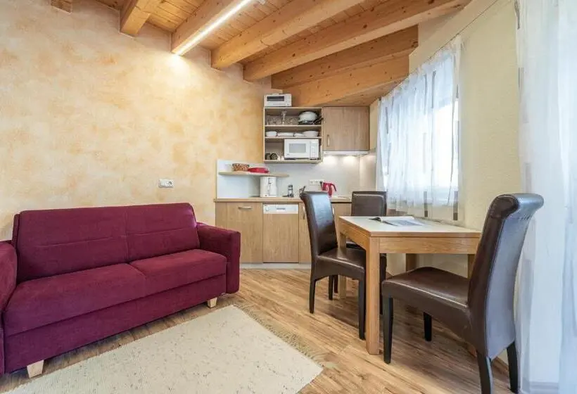 コンフォートワンルーム, Appartementhaus Im Winkel