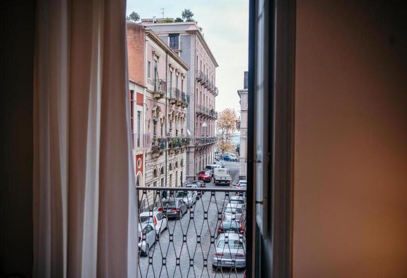 غرفة ديلوكس مزودة بشرفة, Elephant's Smile B&b