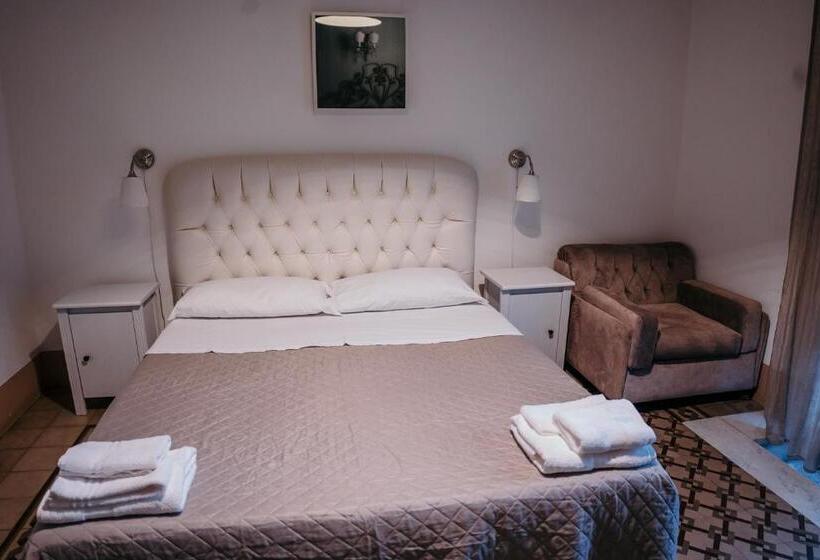 Triple Room Sea View, Elephant's Smile B&b