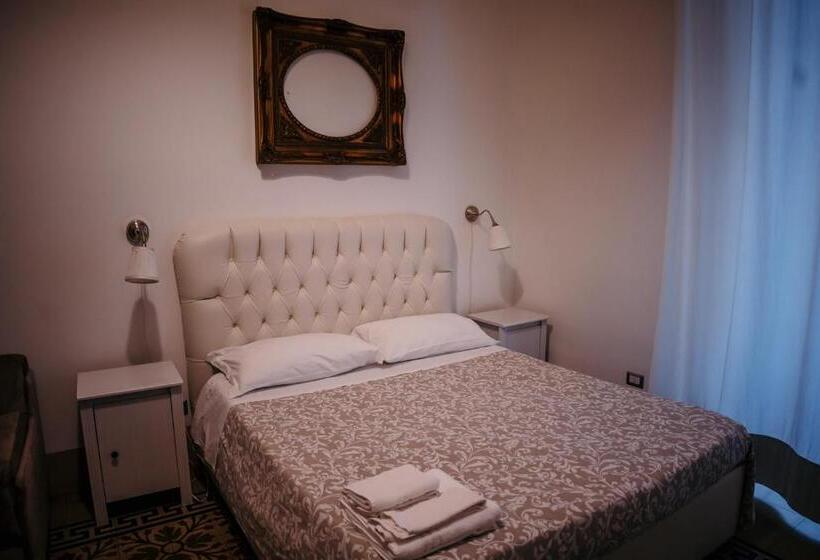 غرفة ديلوكس ثلاثية, Elephant's Smile B&b