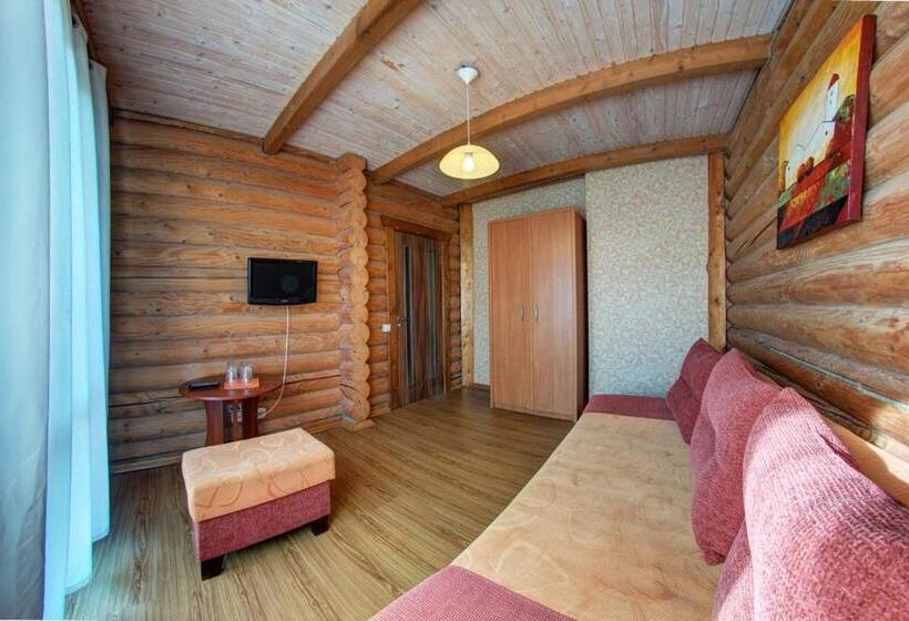 اتاق استاندارد چهارنفره با بالکن, красна поляна Family Club Resorts