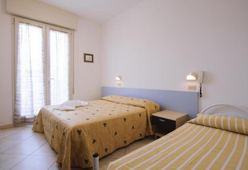 트리플 클래식 룸, Edelweiss