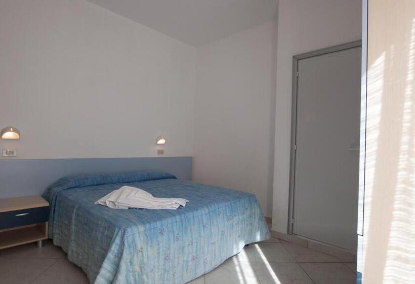 4인용 스탠다드 룸, Edelweiss