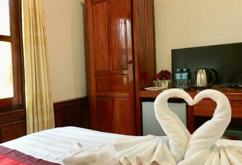 اتاق سوپریور, Villay Vanh Place House